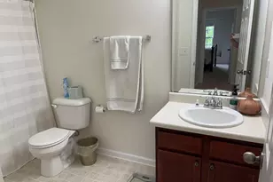 124 Longchamp Ln, Cary, NC 27519 - Photo 9