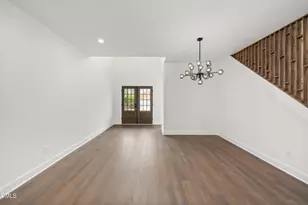 7608 Silver View Ln, Raleigh, NC 27613 - Photo 9