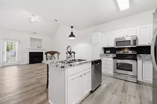 11 Signet Dr, Durham, NC 27704 - Photo 9