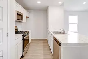 78 Osprey Ct, Benson, NC 27504 - Photo 3