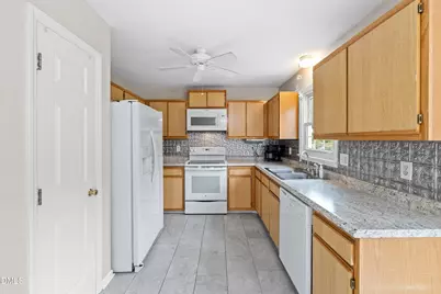 46 Richmond Drive, Clayton, NC 27527 - Photo 7