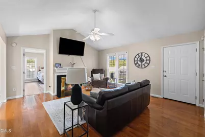 46 Richmond Drive, Clayton, NC 27527 - Photo 3