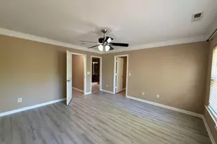 1061 Remington Oaks Cir, Cary, NC 27519 - Photo 17