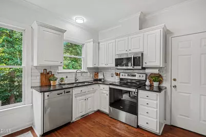 903 Baileymoor Court, Fuquay-Varina, NC 27526 - Photo 5