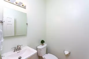 208 Troyer Pl, Apex, NC 27502 - Photo 19