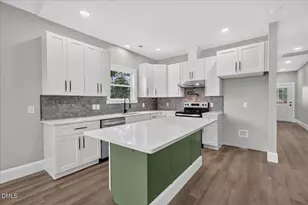 408 S Brevard St, Selma, NC 27576 - Photo 7
