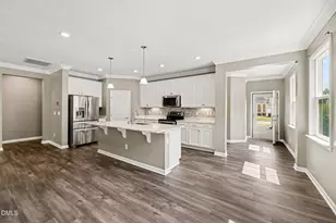 3049 Willow Ranch Dr, Fuquay Varina, NC 27526 - Photo 5