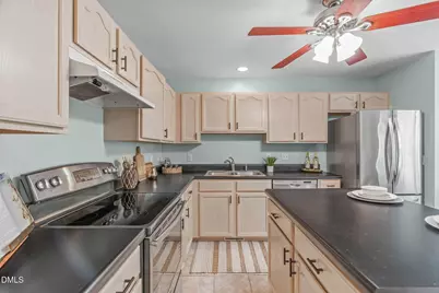 100 Peakhill Road, Holly Springs, NC 27540 - Photo 9