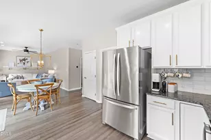 7044 Bellard Ct, Raleigh, NC 27617 - Photo 15