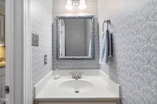129 Castlefern Dr, Cary, NC 27513 - Photo 27