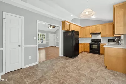 29 Sommerset Drive, Clayton, NC 27520 - Photo 25