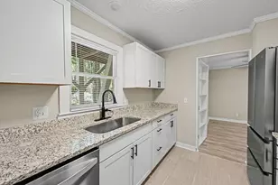 119 Carmichael Ct, Cary, NC 27511 - Photo 11