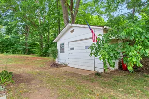 1310 Stone St Ext, Mebane, NC 27302 - Photo 21