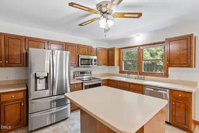 9424 N Manor Drive, Zebulon, NC 27597 - Photo 11