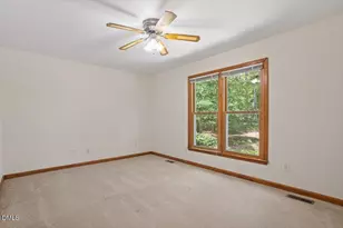 9424 N Manor Dr, Zebulon, NC 27597 - Photo 15