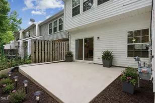 508 Canyon Lake Cir, Morrisville, NC 27560 - Photo 5
