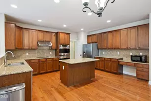 8620 Forester Ln, Apex, NC 27539 - Photo 9