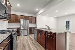 112 Jade Crk Dr, Garner, NC 27529 - Photo 5