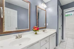 12208 Ashton Woods Ln, Raleigh, NC 27614 - Photo 11