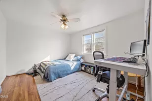 1030-A Nichols Dr, Raleigh, NC 27605 - Photo 21
