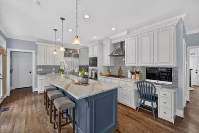 120 Crystlewood Court, Morrisville, NC 27560 - Photo 9