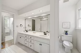 424 Grosvenor Dr, Raleigh, NC 27615 - Photo 25