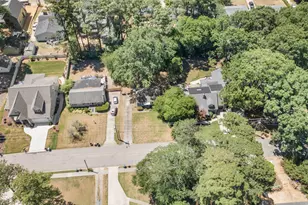 427 W Park St, Cary, NC 27511 - Photo 27