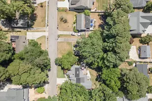 427 W Park St, Cary, NC 27511 - Photo 31