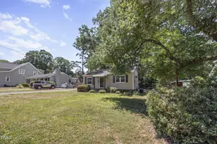 427 W Park St, Cary, NC 27511 - Photo 5