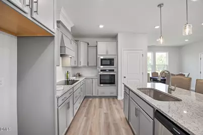 428 Brighton Way, Aberdeen, NC 28387 - Photo 3
