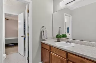 4225 The Oaks Dr, Raleigh, NC 27606 - Photo 21