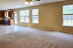 105 Chandler Springs Dr, Holly Springs, NC 27540 - Photo 5
