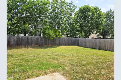 105 Chandler Springs Drive, Holly Springs, NC 27540 - Photo 17