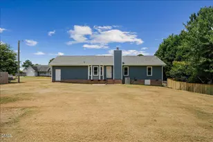 5065 Marvin Dr, Spring Lake, NC 28390 - Photo 9