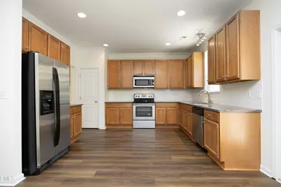 154 Stobhill Lane, Holly Springs, NC 27540 - Photo 17