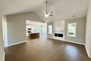 306 Creeks Edge Dr, Pikeville, NC 27863 - Photo 3