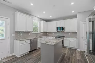 182 Stobhill Ln, Holly Springs, NC 27540 - Photo 9