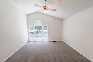 328 Thornwood Ln, Youngsville, NC 27596 - Photo 7