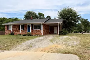 328 Virginia St, Clayton, NC 27520 - Photo 3