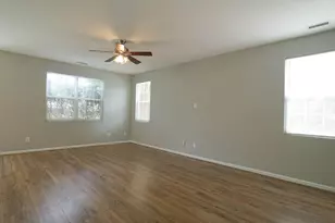 140 Bellfare Dr, Garner, NC 27529 - Photo 3
