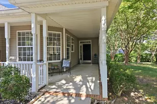 204 Crystal Brook Ln, Cary, NC 27519 - Photo 3
