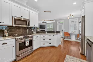 129 Hudson St, Raleigh, NC 27608 - Photo 11