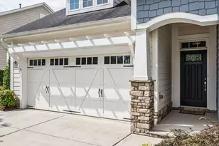 137 Lucky Ribbon Ln, Holly Springs, NC 27540 - Photo 3