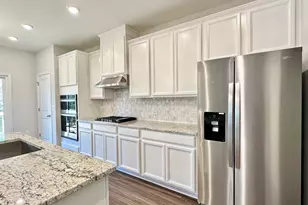 700 Sage Oak Ln, Holly Springs, NC 27540 - Photo 9