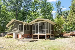 123 Windsor Cir, Chapel Hill, NC 27516 - Photo 37
