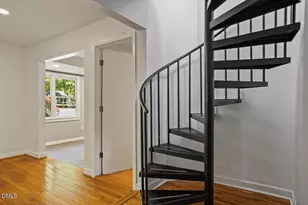 123 Windsor Cir, Chapel Hill, NC 27516 - Photo 13