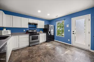 705 Big Twig Ln, Durham, NC 27703 - Photo 11