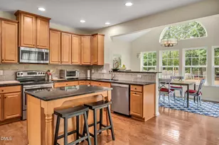 67 S Farnleigh Dr, Chapel Hill, NC 27517 - Photo 3