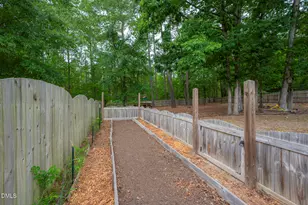 67 S Farnleigh Dr, Chapel Hill, NC 27517 - Photo 5
