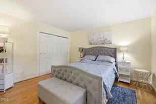 2912 Wycliff Rd, Raleigh, NC 27607 - Photo 15